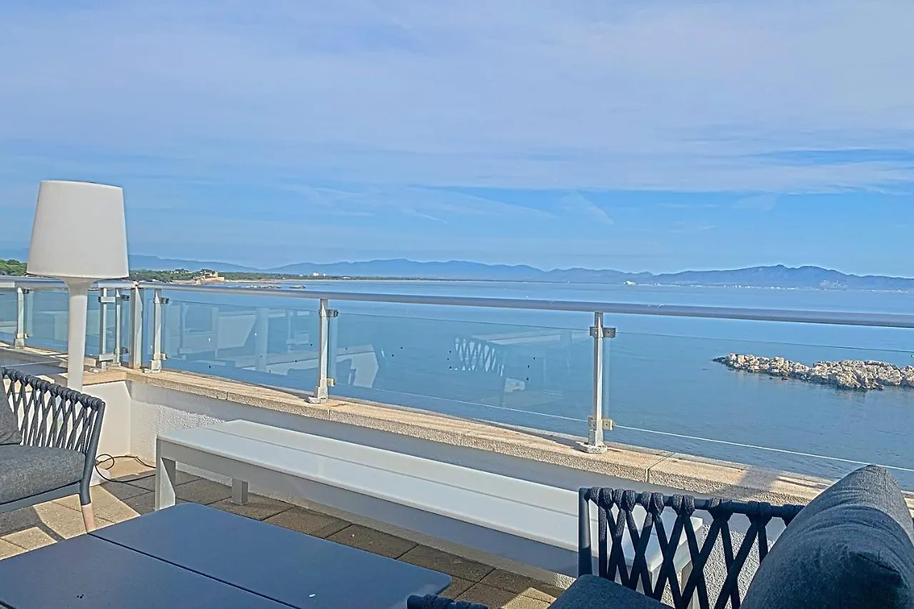 Luxe Penthouse Centrum L'Escala 300M Strand-8Pax Wifi 2Parking Spain