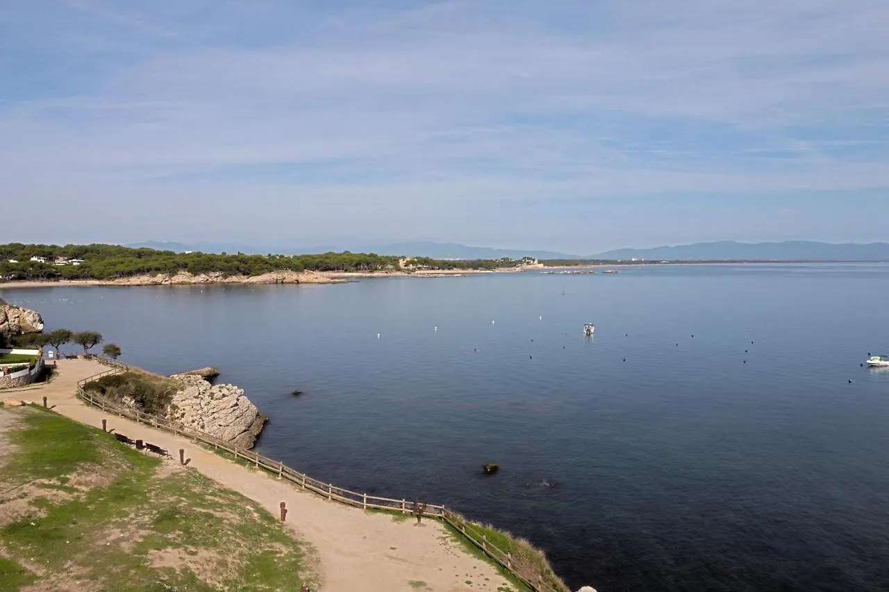 Luxe Penthouse Centrum L'Escala 300M Strand-8Pax Wifi 2Parking Apartment